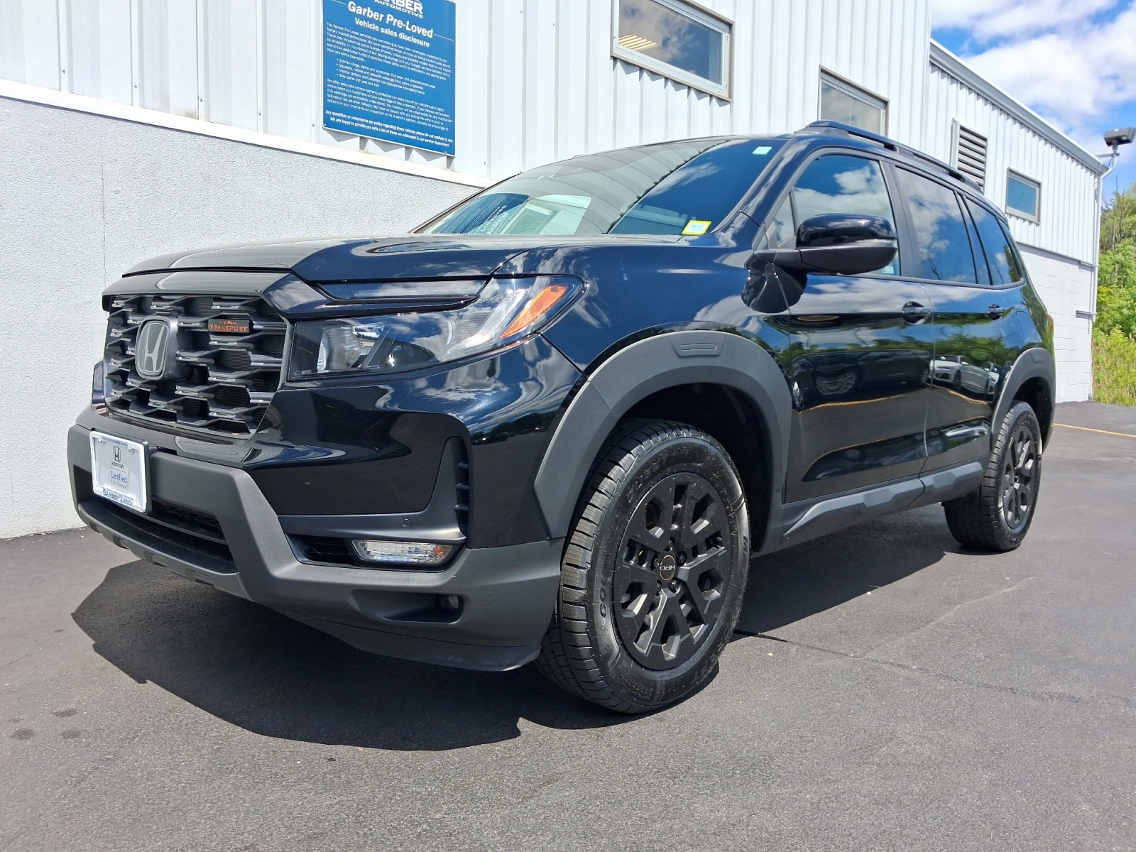 Used 2023 Honda Passport TrailSport image 1