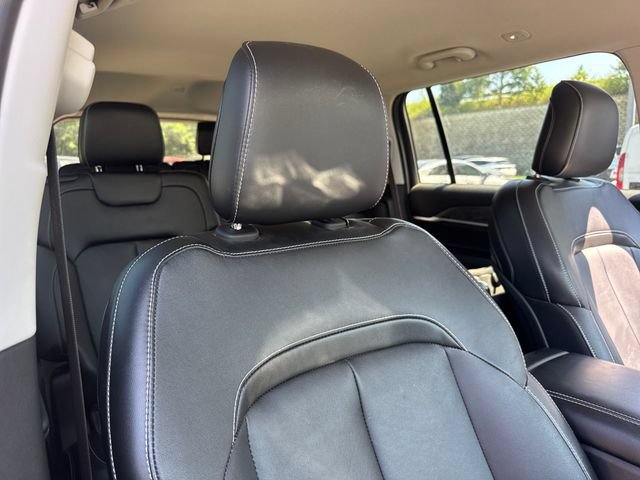 Used 2023 Jeep Grand Cherokee L Limited w/ Black Appearance Package AWD/4WD image 26