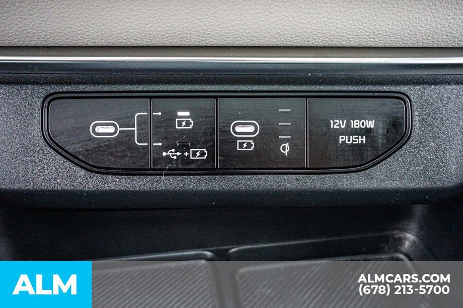 Used 2025 Kia Carnival SX Prestige image 49