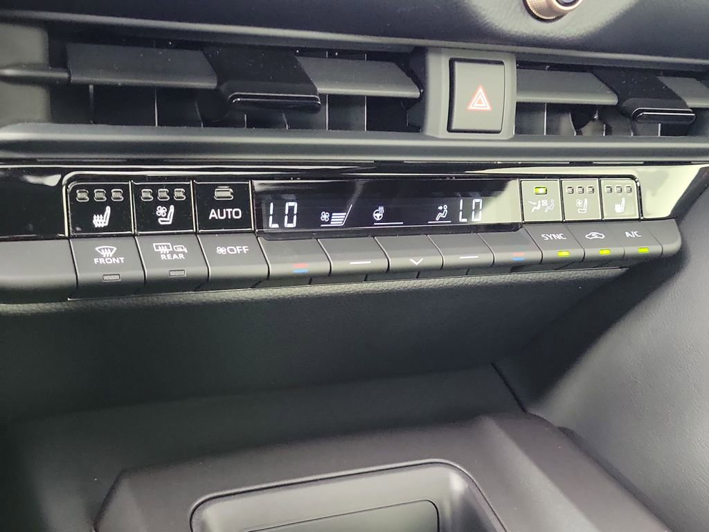 Certified 2023 Toyota Crown AWD/4WD image 16