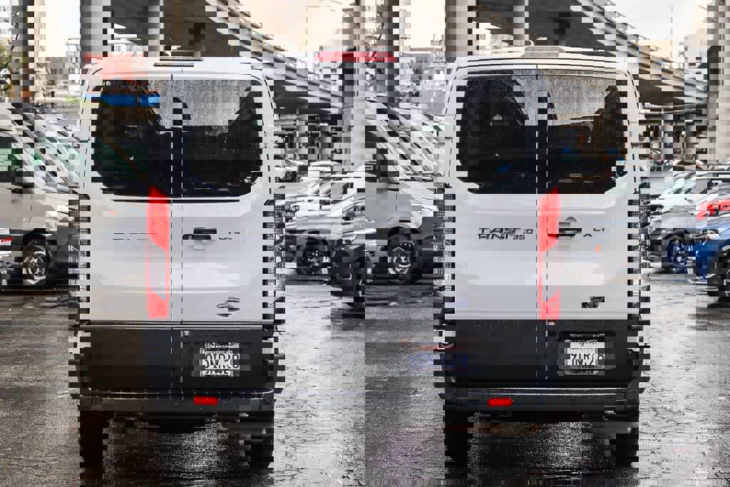 Used 2023 Ford Transit 350 XLT image 5