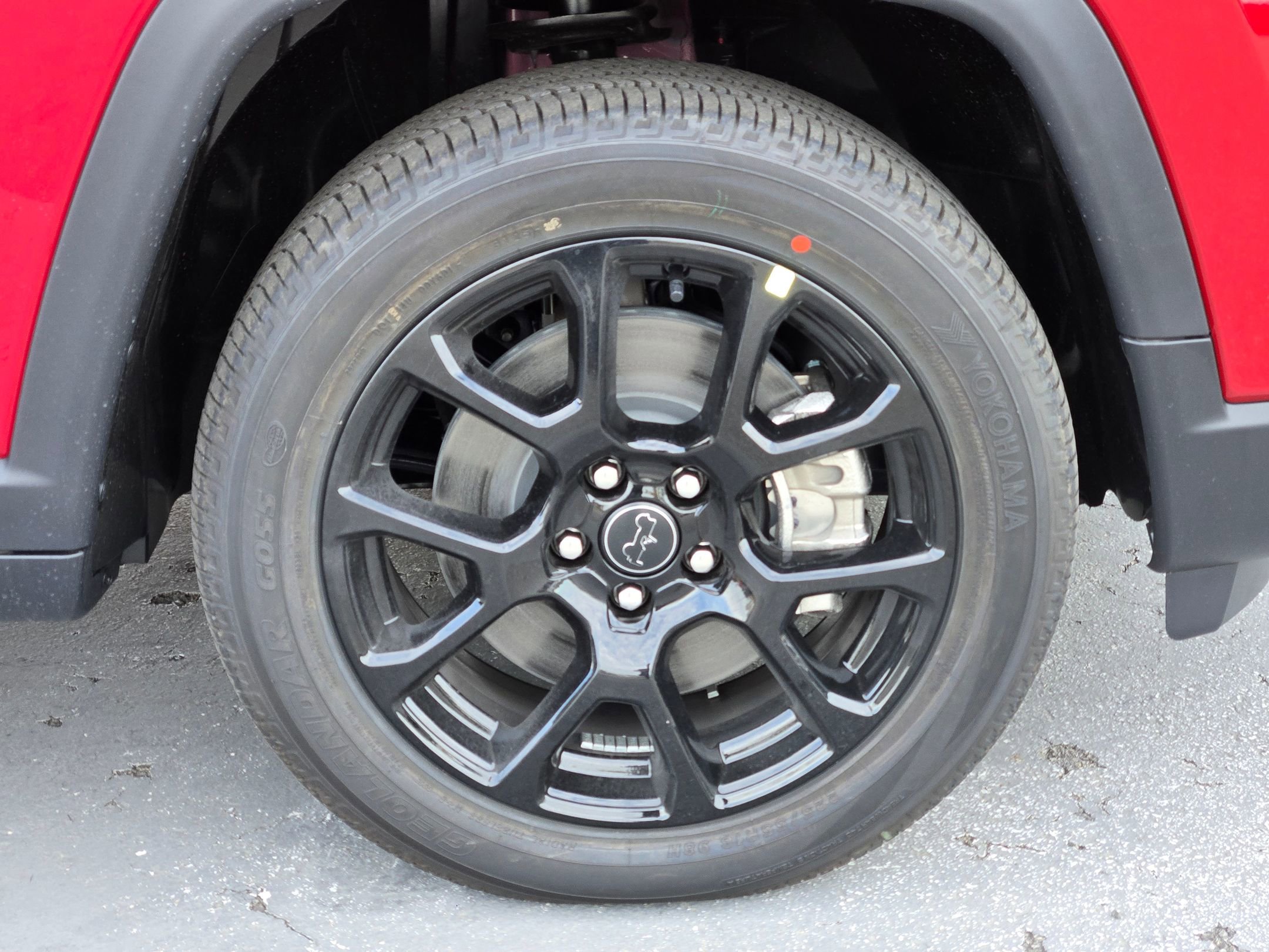 New 2026 Jeep Compass Latitude image 9