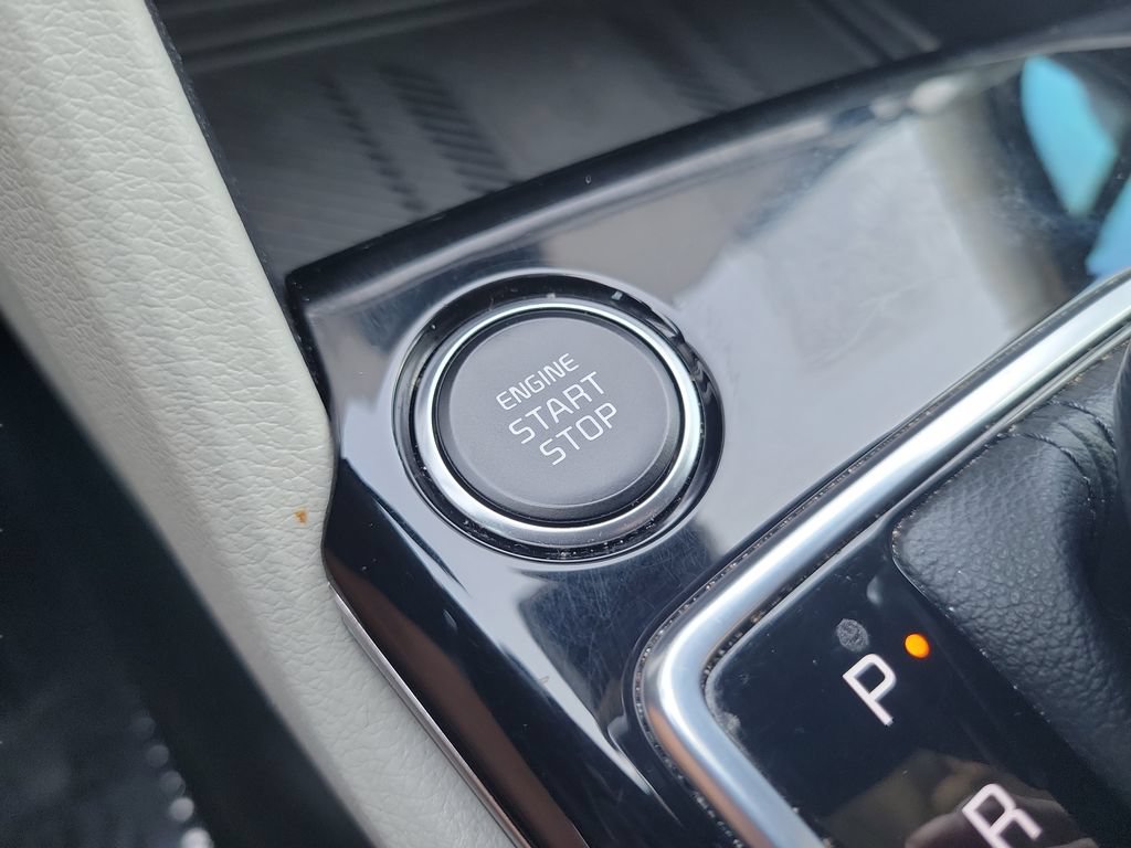 Used 2024 Kia Sportage EX FWD image 24