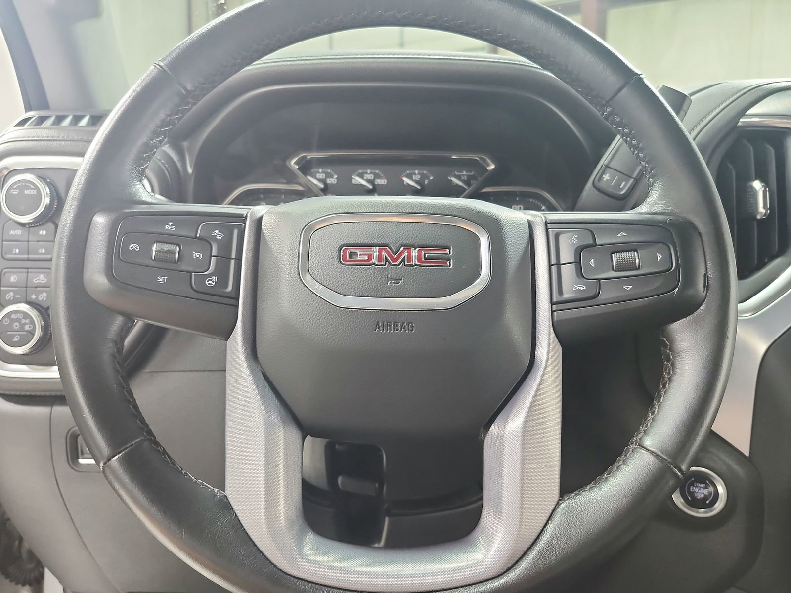 Used 2021 GMC Sierra 1500 SLT w/ SLT Premium Plus Package AWD/4WD image 25