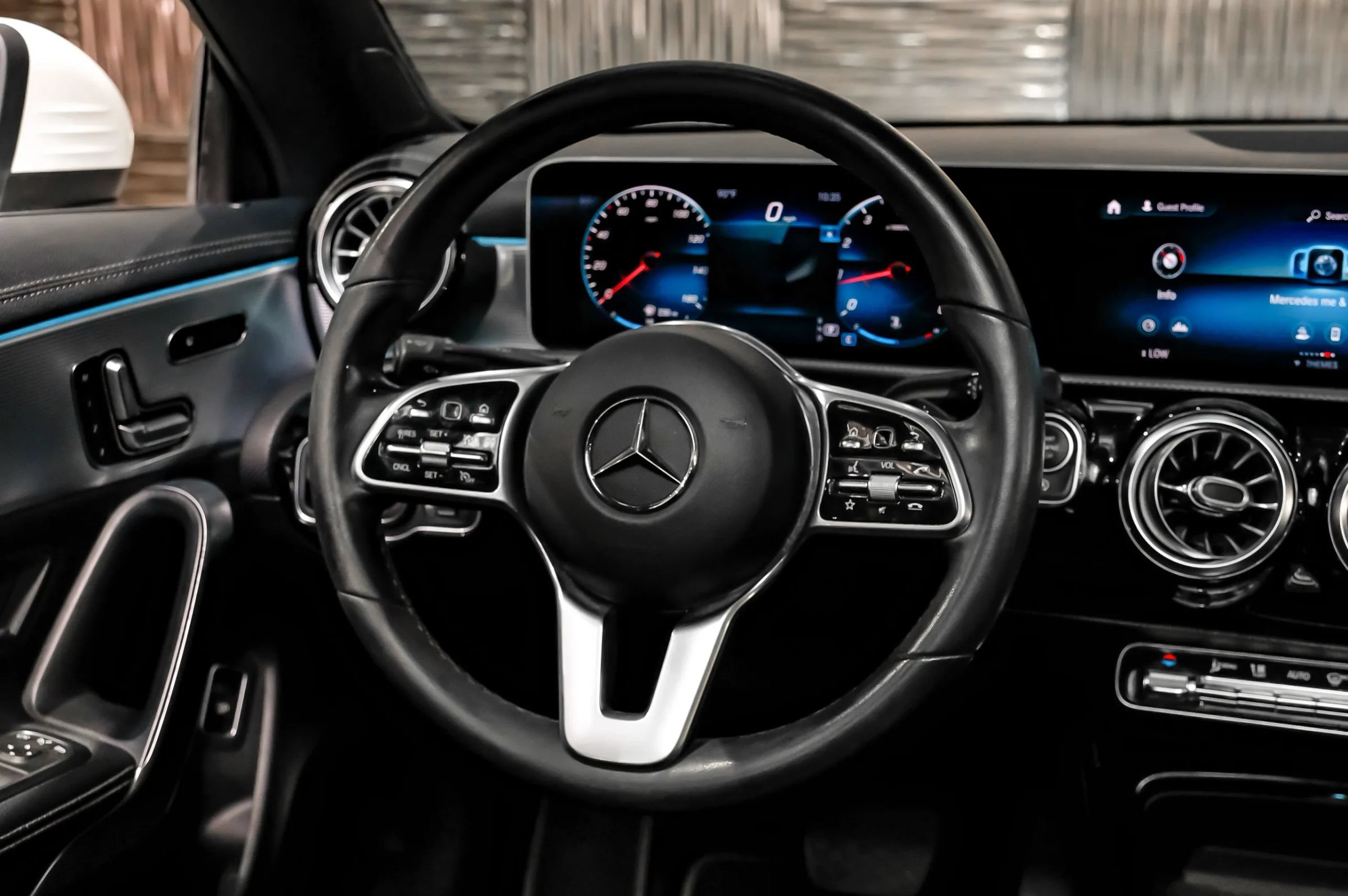 Used 2020 Mercedes-Benz CLA 250 image 19