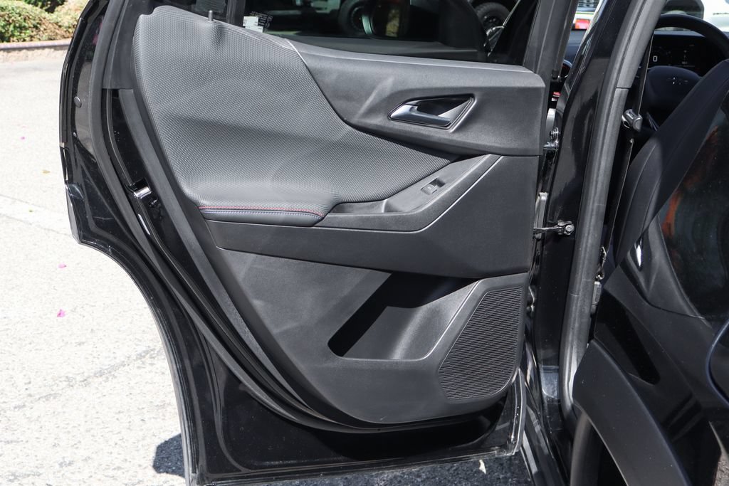 Used 2025 Chevrolet Equinox RS w/ Convenience Package III FWD image 35