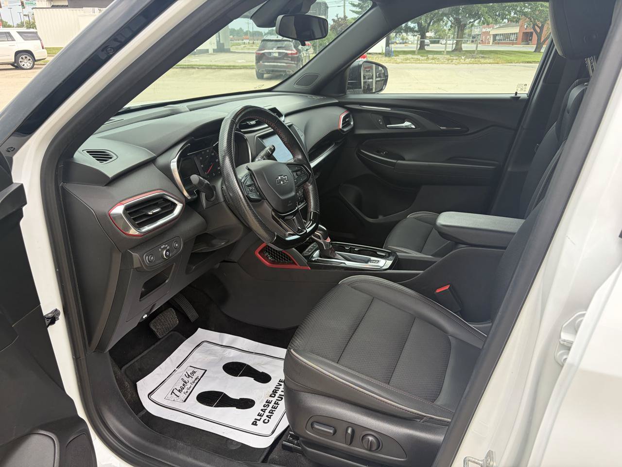 Used 2022 Chevrolet TrailBlazer RS FWD image 7