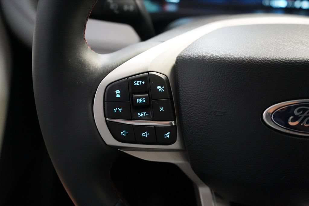 New 2026 Ford Explorer Active w/ Active Comfort Package AWD/4WD image 33