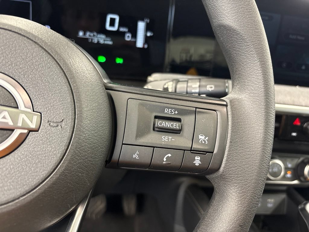 Used 2025 Nissan Kicks SV w/ SV Premium Package AWD/4WD image 20