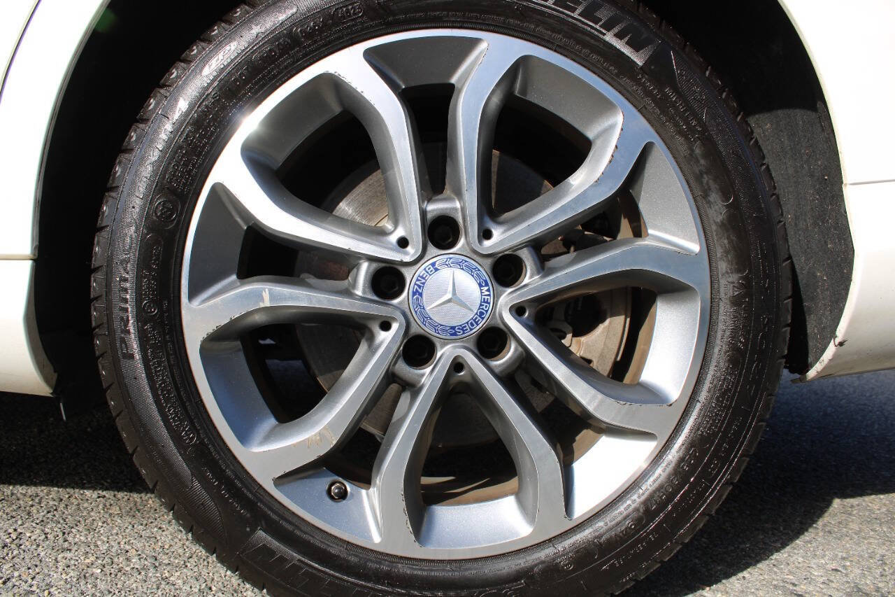 Used 2016 Mercedes-Benz C 300 4MATIC Sedan image 20