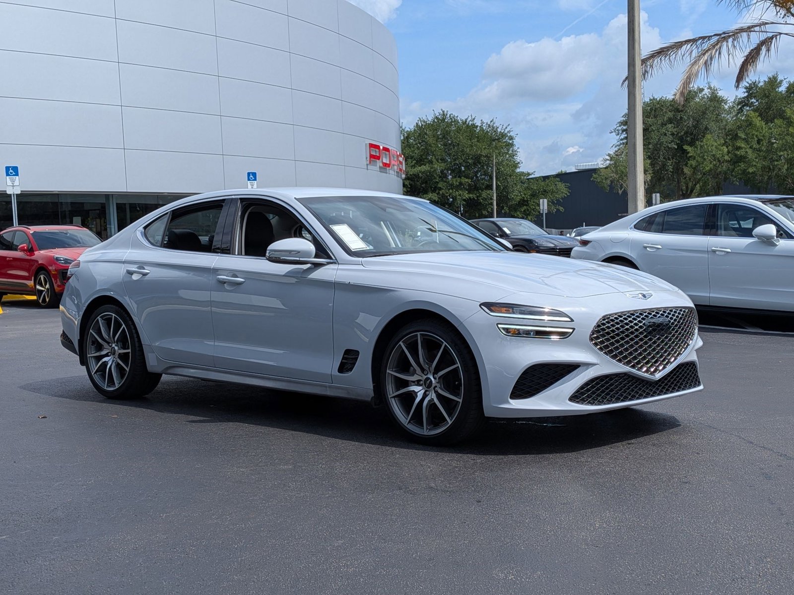 Used 2023 Genesis G70 2.0T RWD image 7
