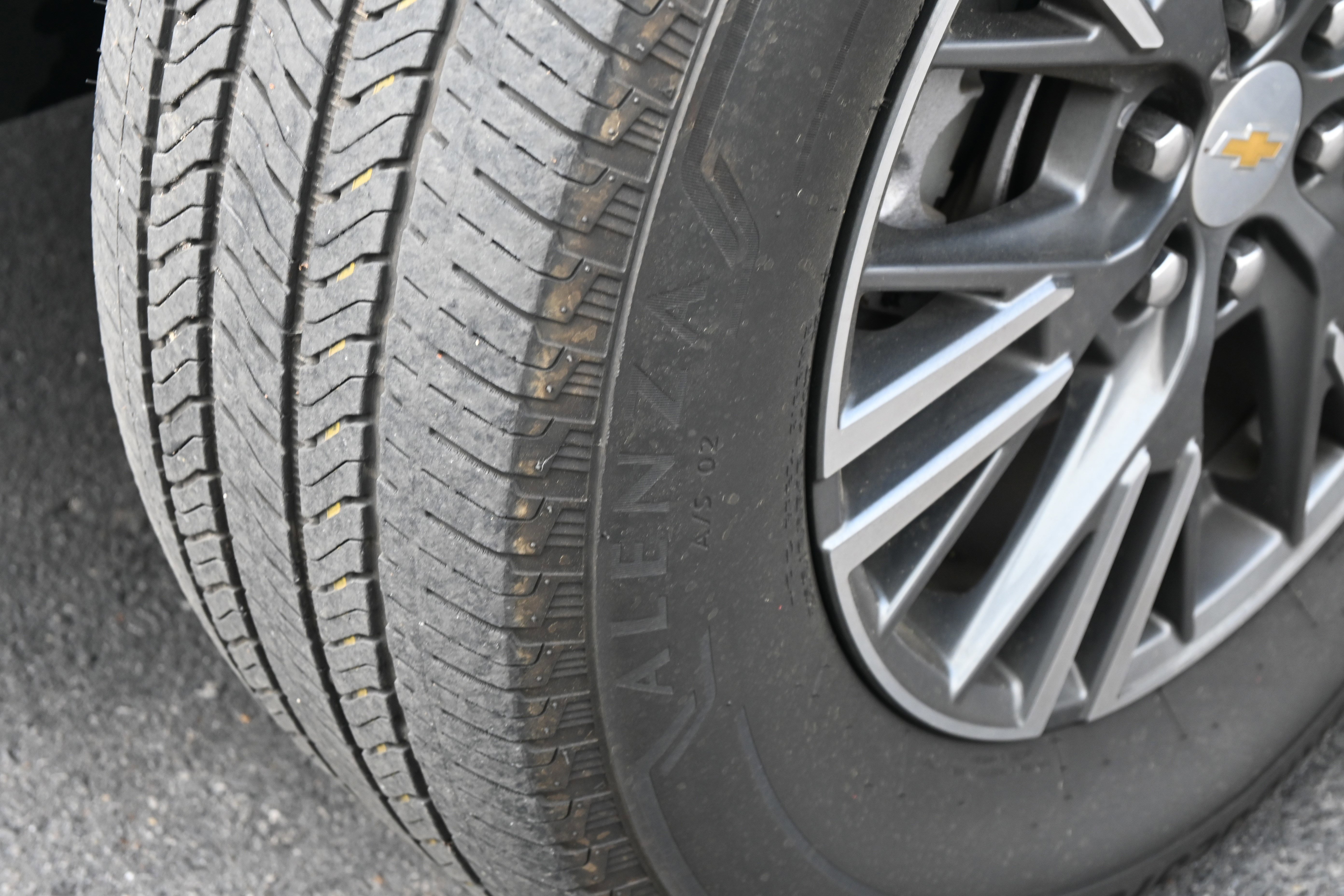 Used 2024 Chevrolet Traverse LT image 14