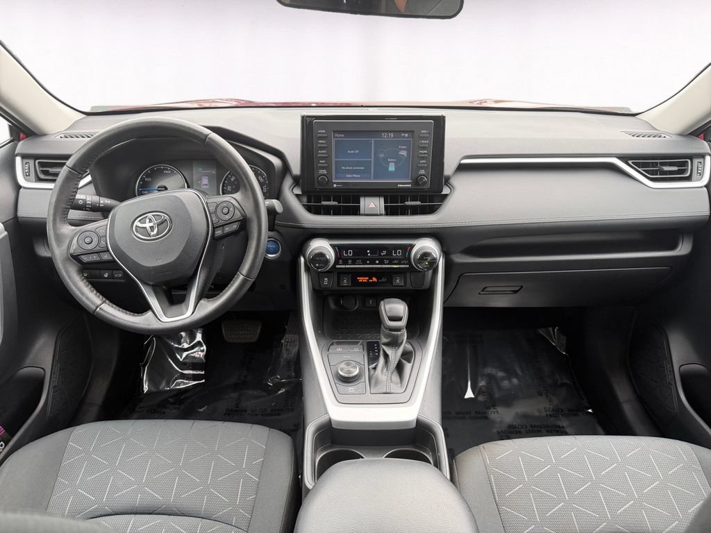Used 2021 Toyota RAV4 XLE w/ Convenience Package AWD/4WD image 10