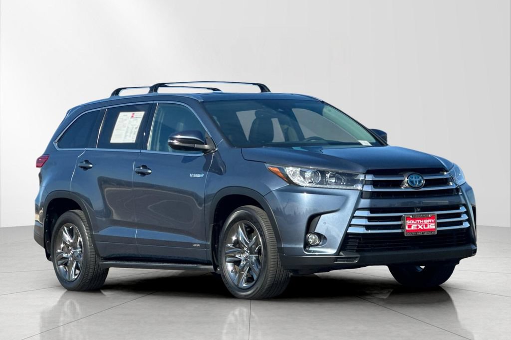 Used 2017 Toyota Highlander Limited Platinum AWD/4WD image 8