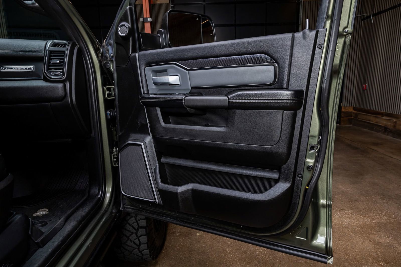 Used 2020 RAM 2500 Power Wagon image 37