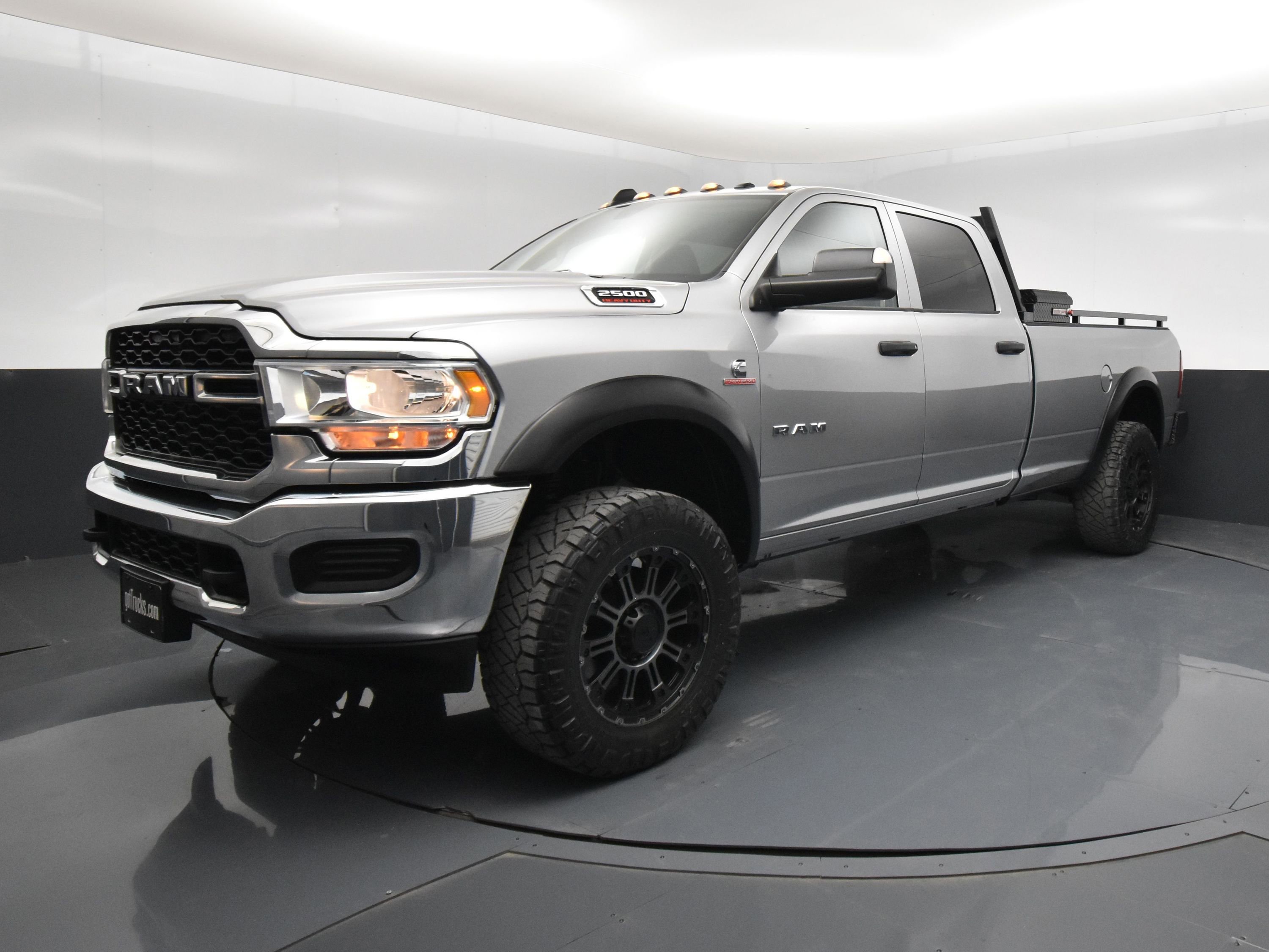 Used 2019 RAM 2500 Tradesman image 2
