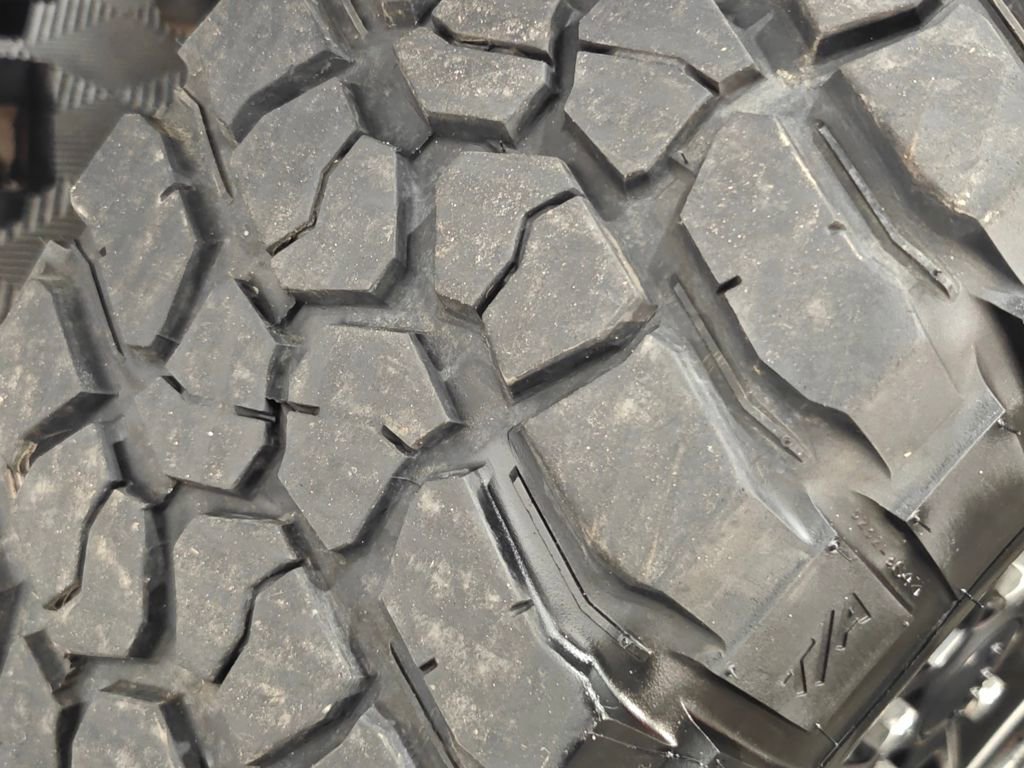 Used 2023 Jeep Gladiator Willys image 65