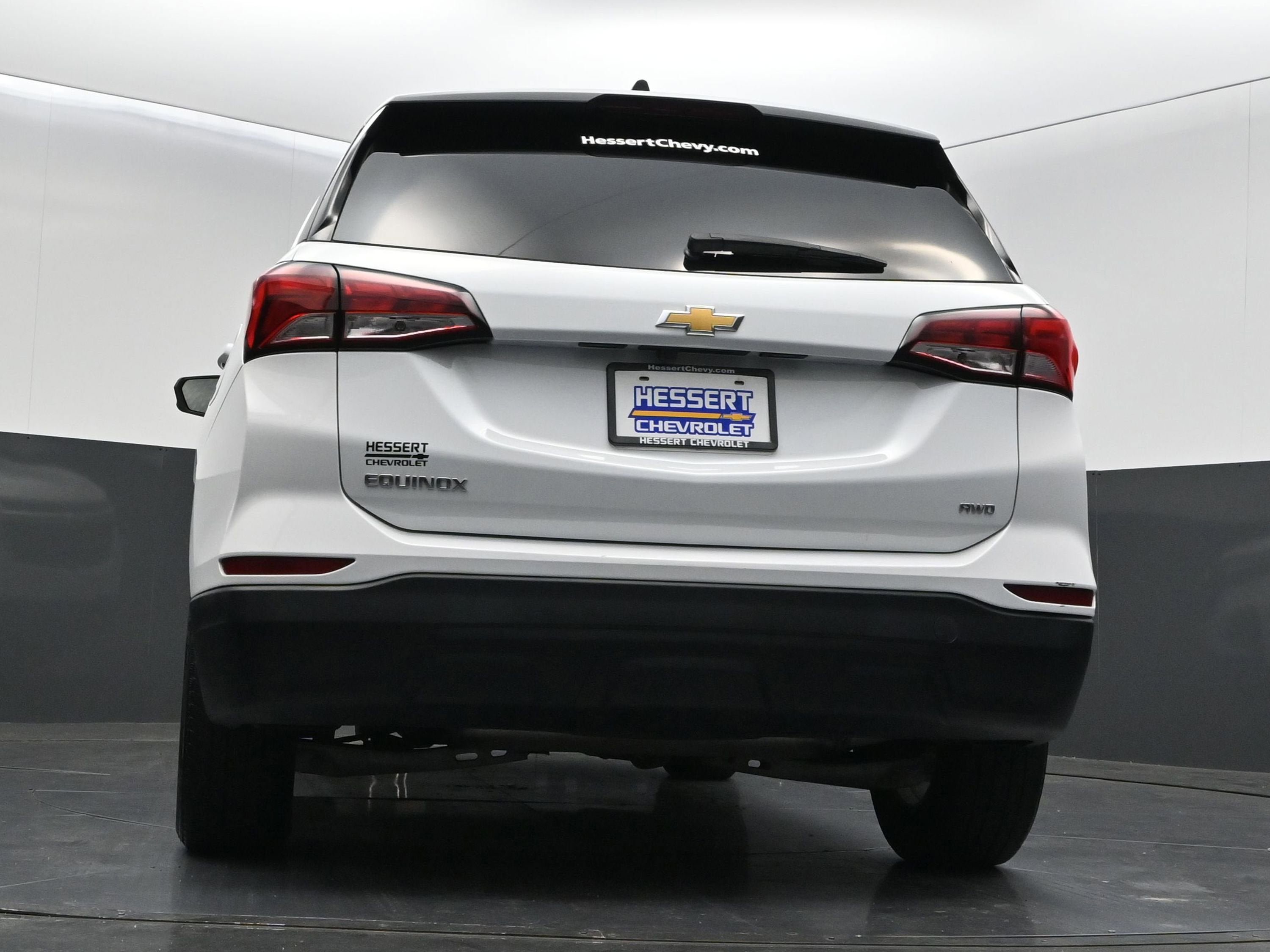 Used 2022 Chevrolet Equinox LS w/ LS Convenience Package AWD/4WD image 37