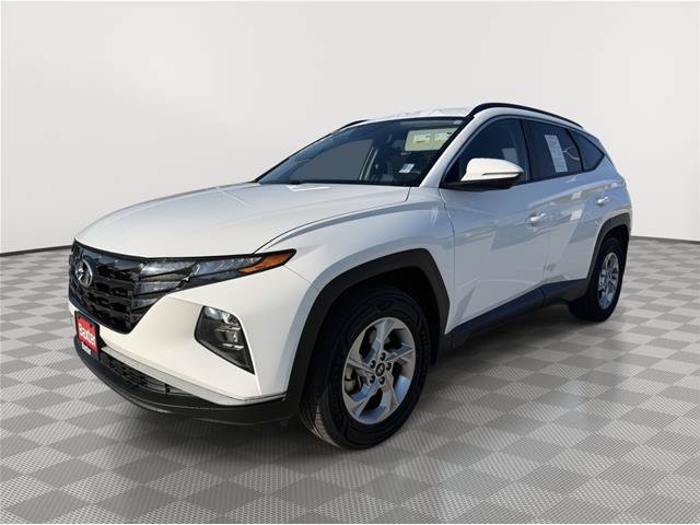 Used 2023 Hyundai Tucson SEL AWD/4WD image 3