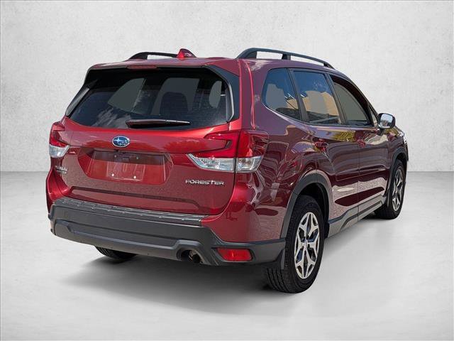 Used 2021 Subaru Forester Premium AWD/4WD image 4