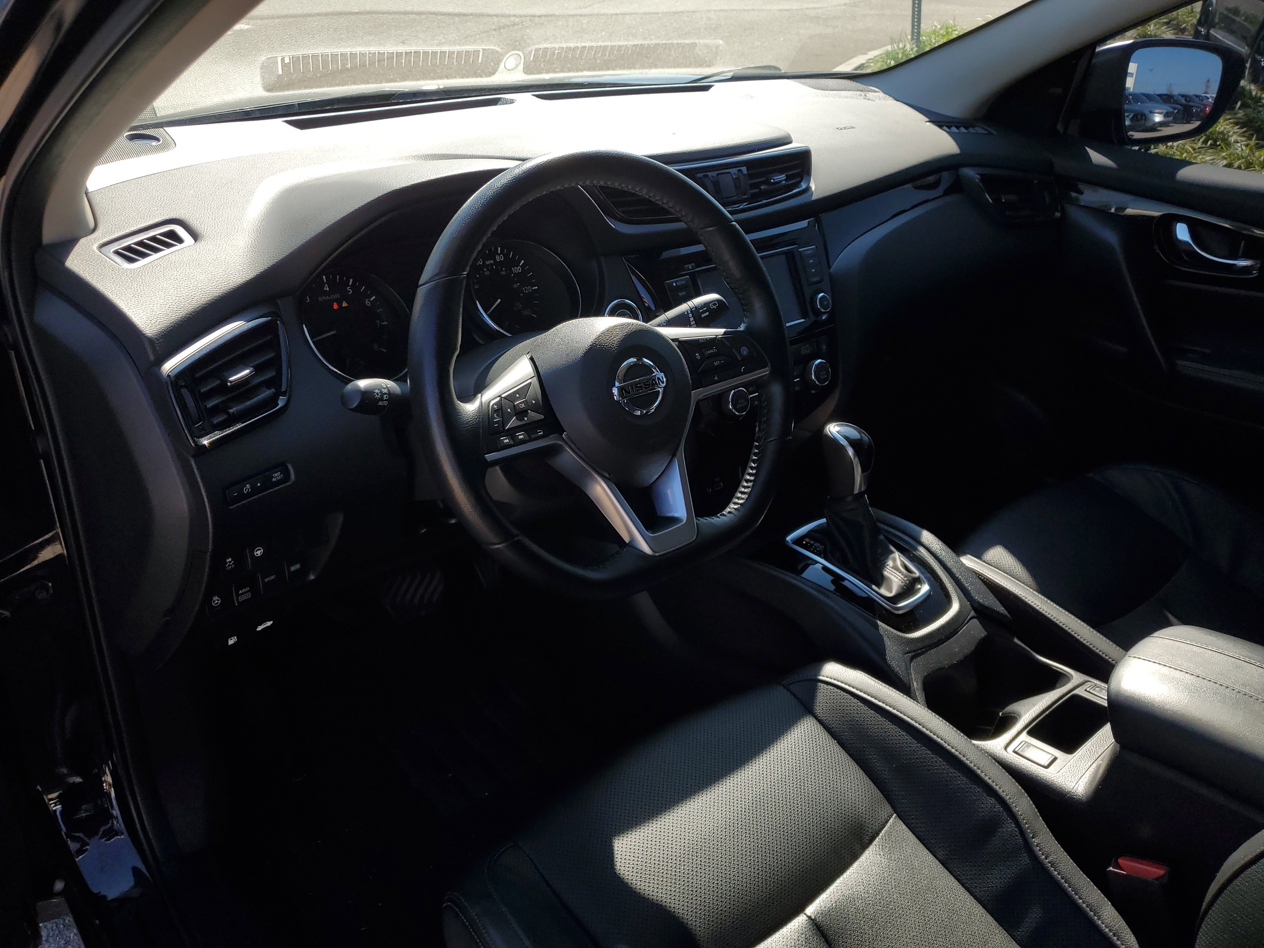 Used 2021 Nissan Rogue Sport SL image 26