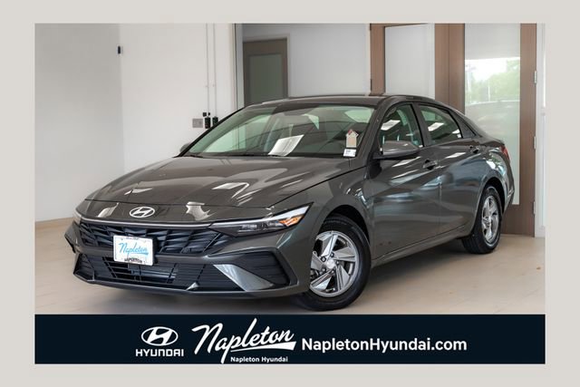 Certified 2025 Hyundai Elantra SE