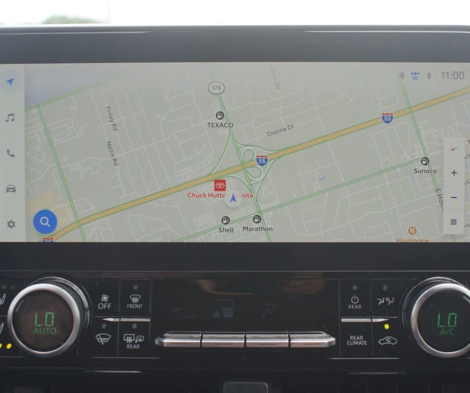 Used 2023 Toyota Highlander Limited FWD image 7