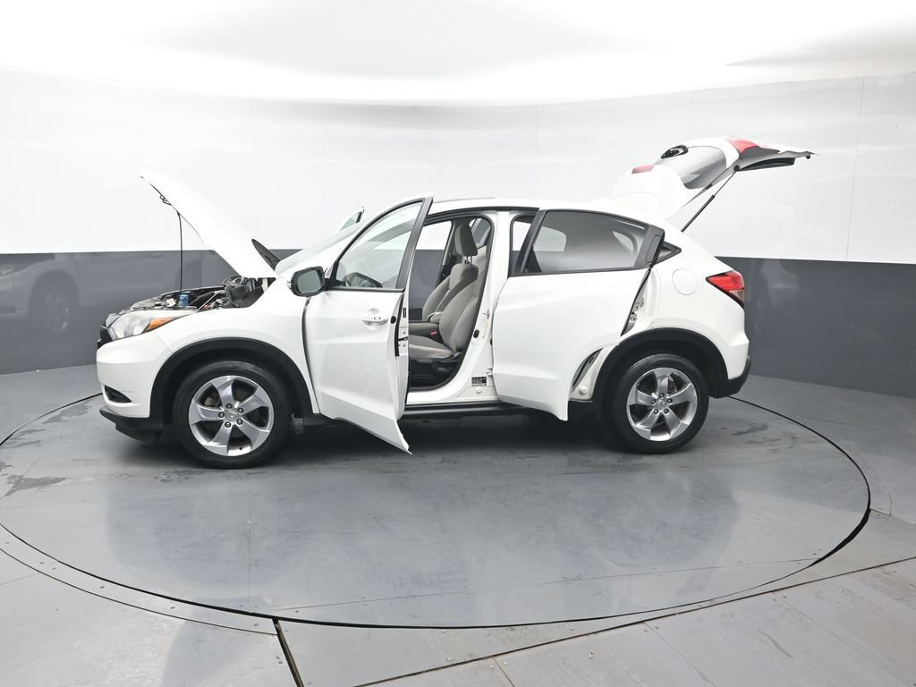 Used 2017 Honda HR-V EX image 40
