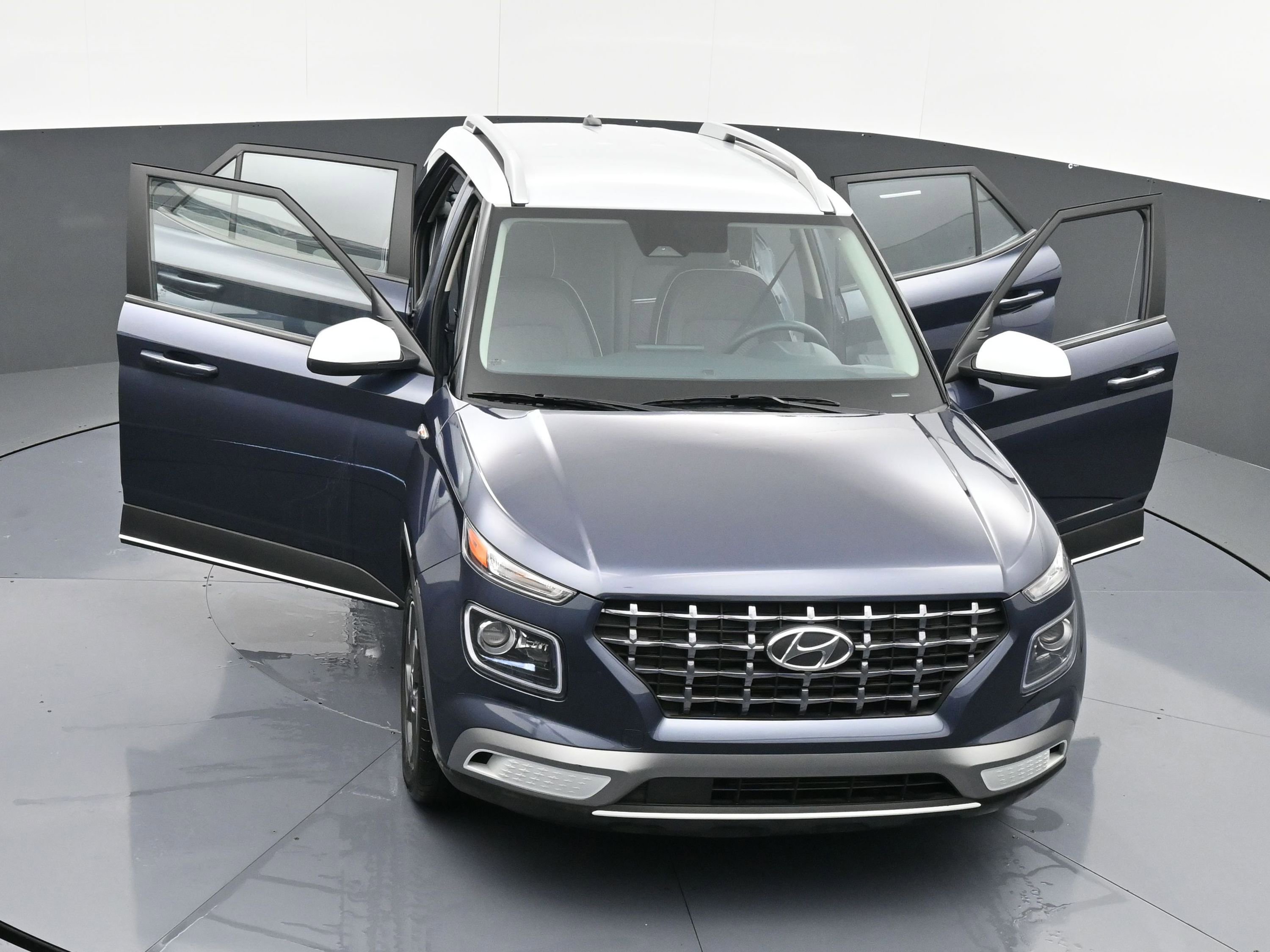 Used 2023 Hyundai Venue Limited w/ Cargo Package image 40