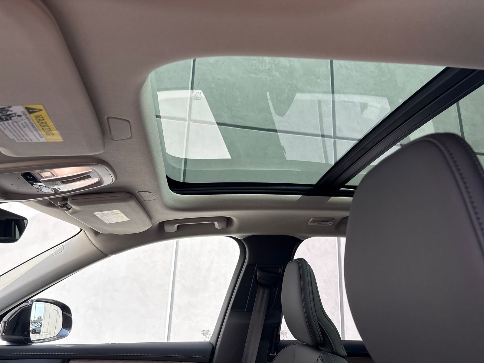 New 2026 Volvo XC90 B6 Plus w/ Protection Package Premier image 25