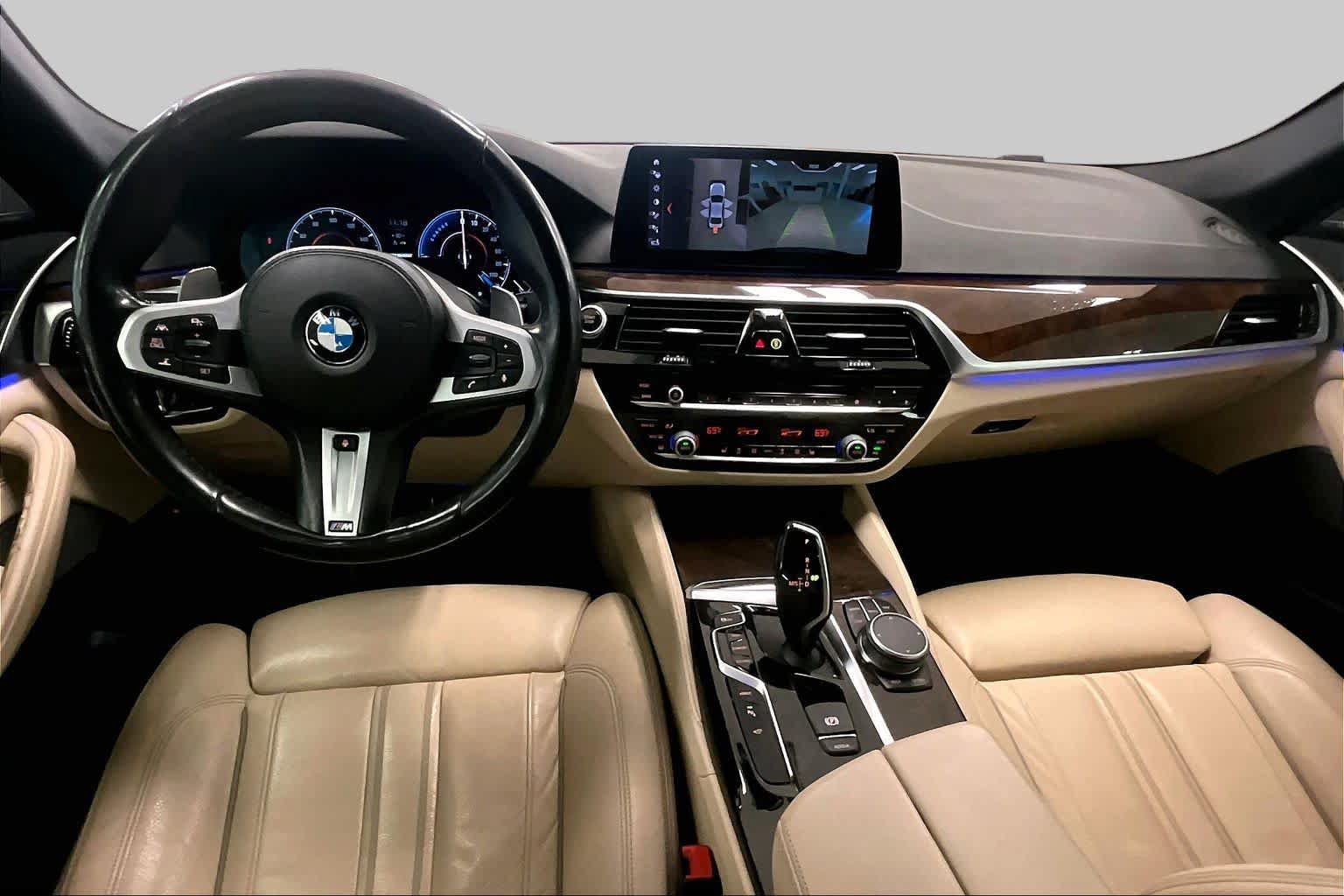 Used 2019 BMW 530e w/ M Sport Package RWD image 13