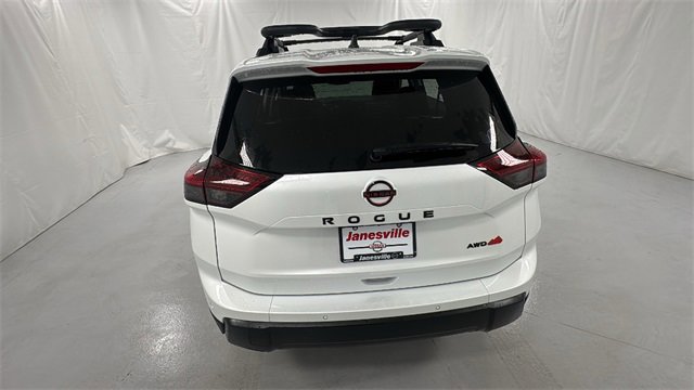 New 2026 Nissan Rogue SV w/ Rock Creek Premium Package image 4