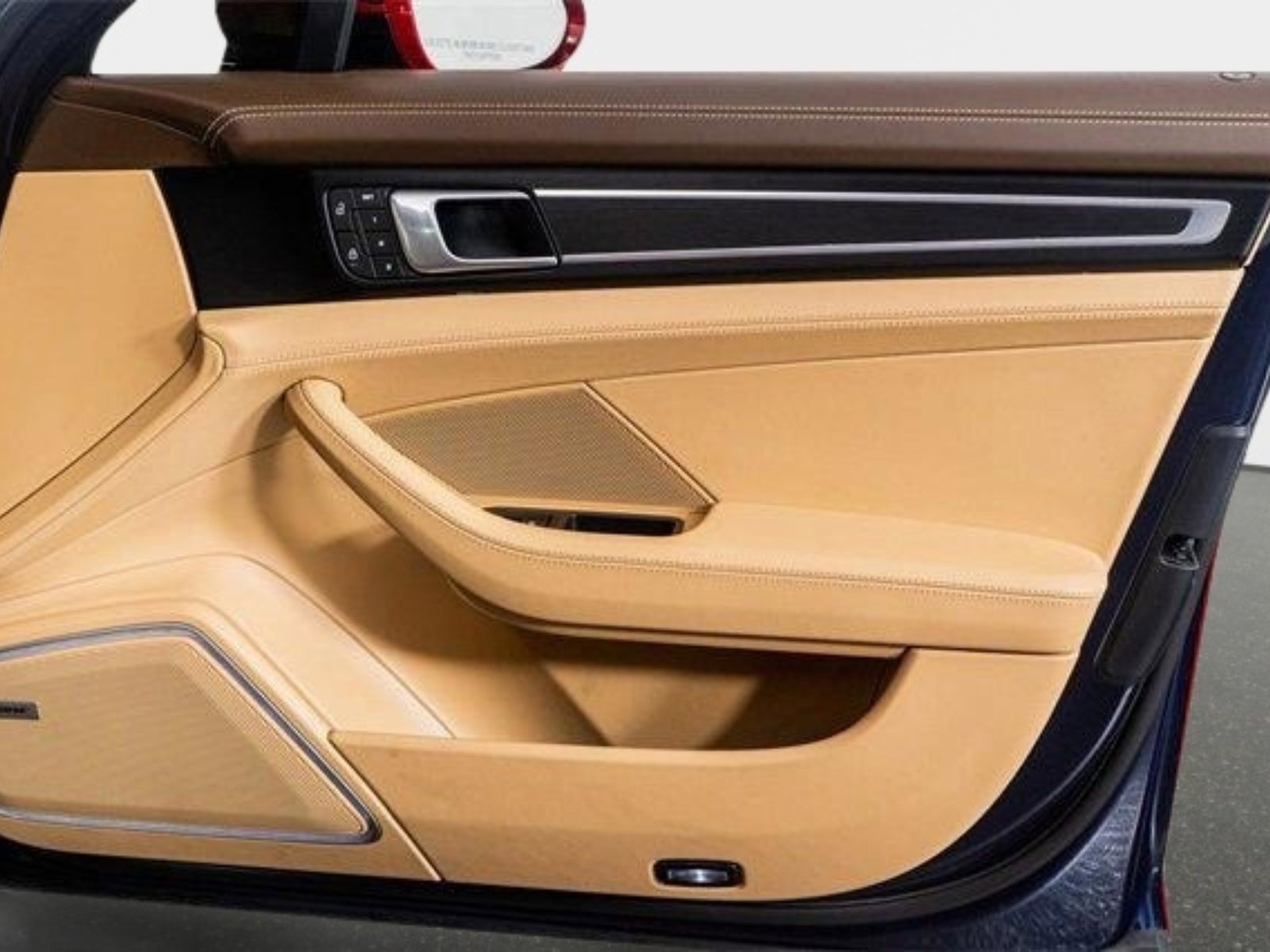 Used 2023 Porsche Panamera 4 Platinum Edition w/ Assistance Package image 53