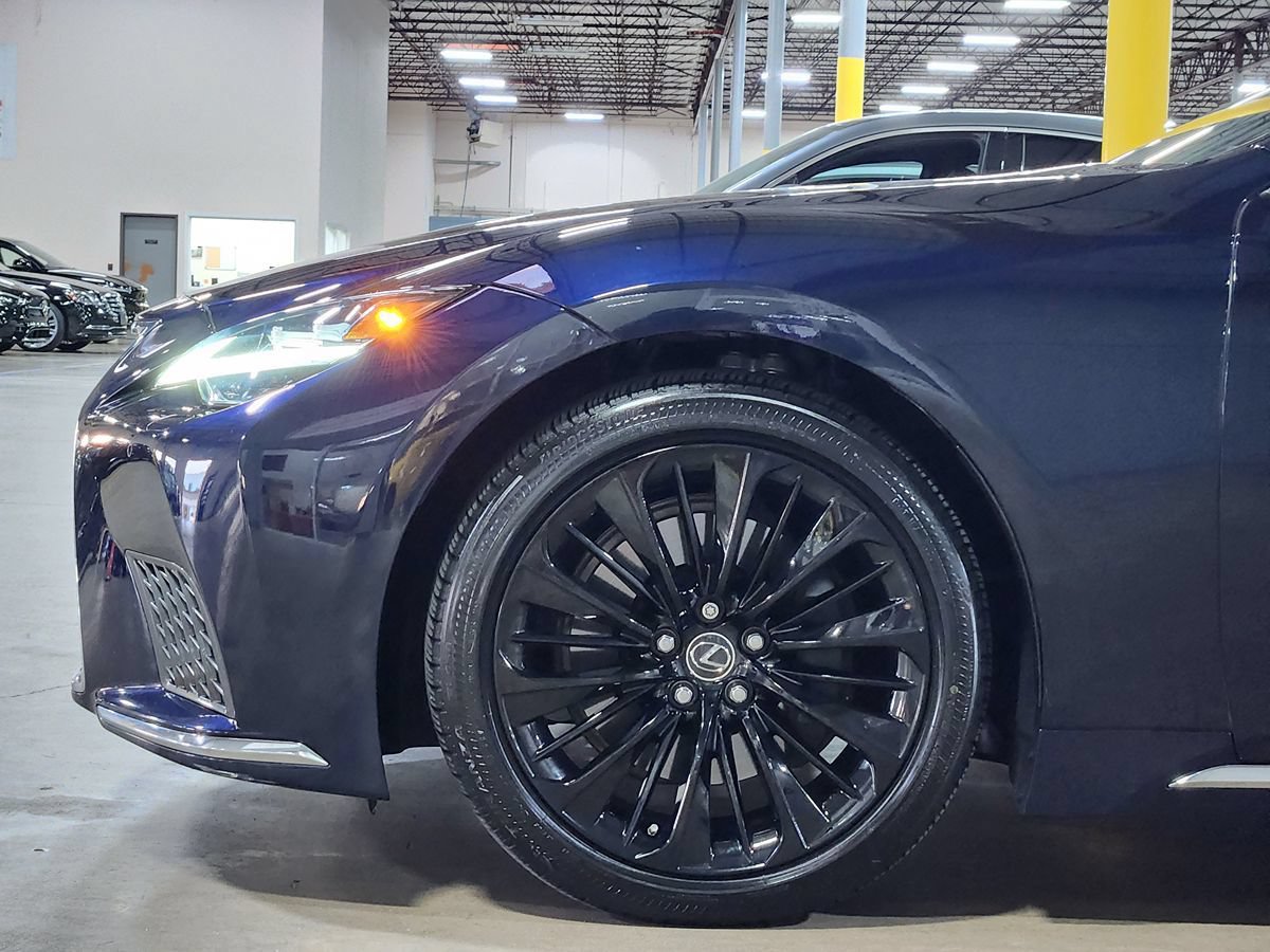 Used 2022 Lexus LS 500 w/ Interior Upgrade Package RWD image 5