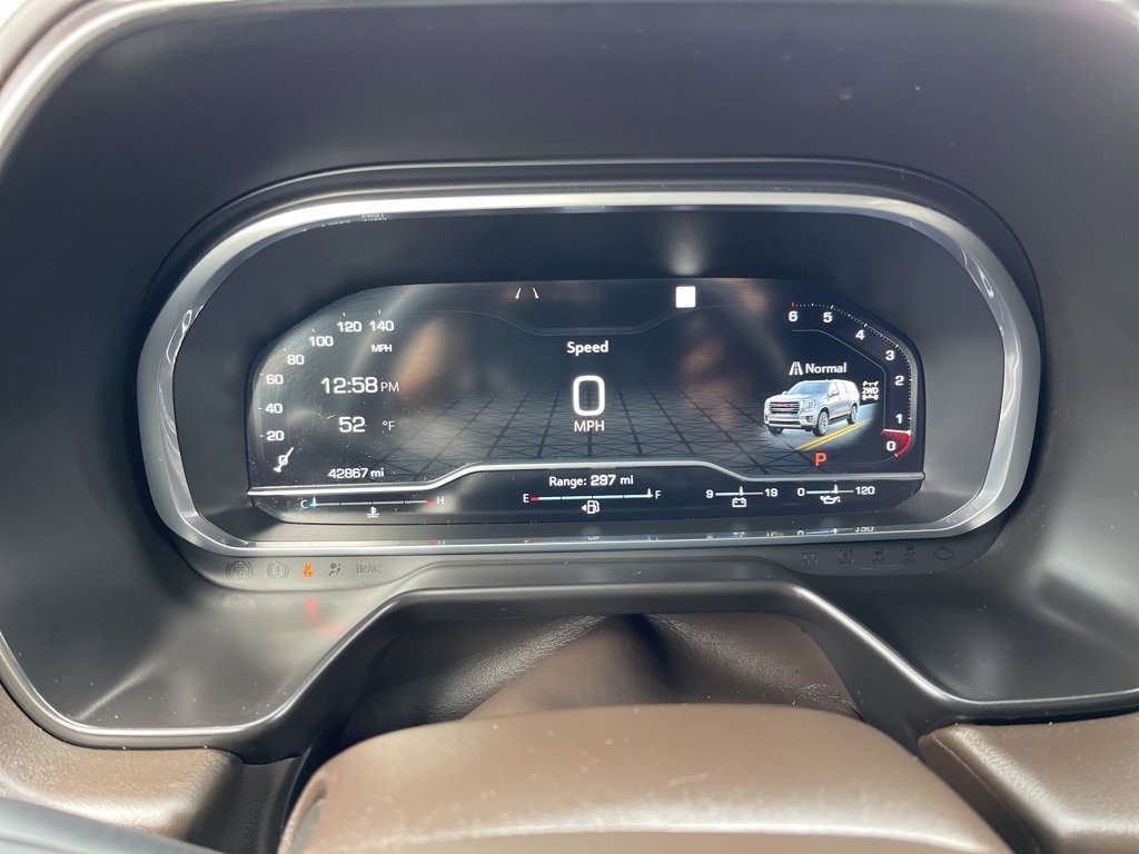 Used 2023 GMC Yukon SLT image 9