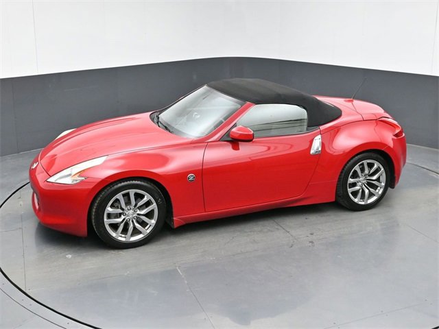 Used 2010 Nissan 370Z Touring image 35