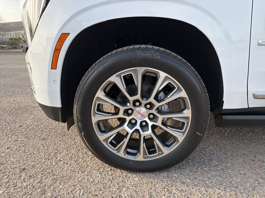 New 2026 GMC Yukon XL Denali w/ Sun & Power Step Package image 9