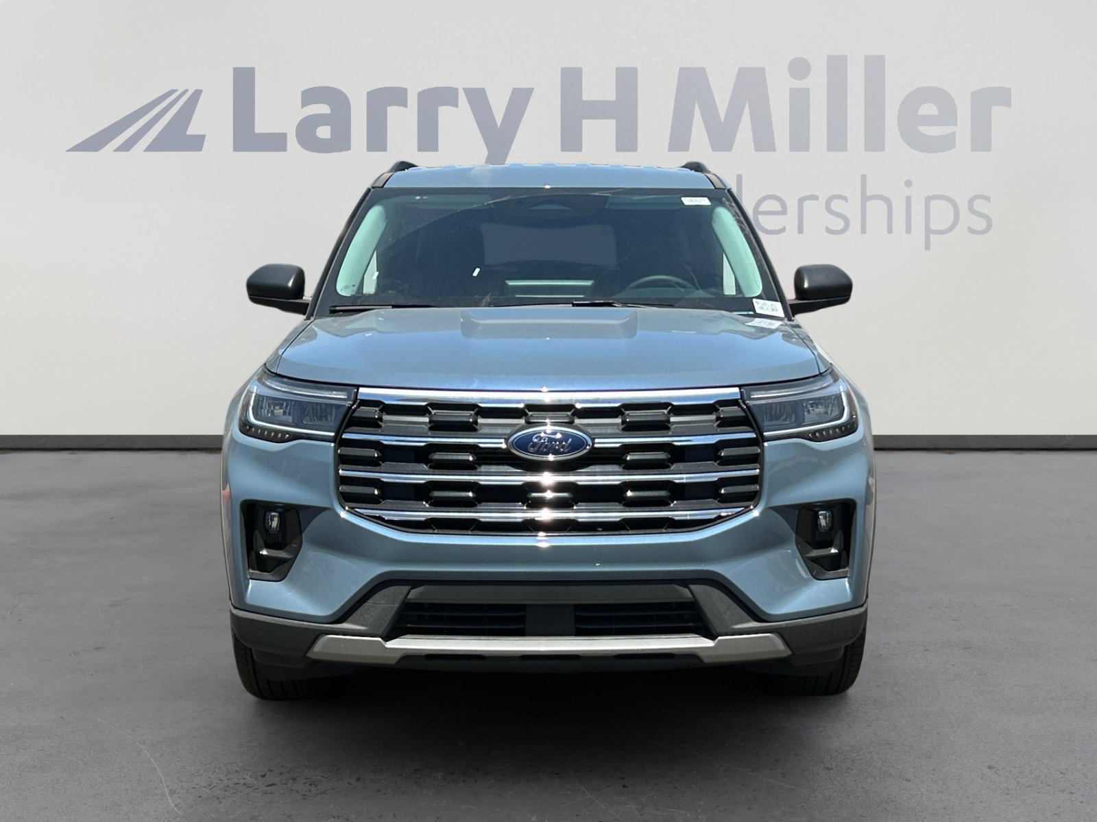 New 2026 Ford Explorer Active w/ Active Comfort Package AWD/4WD image 8
