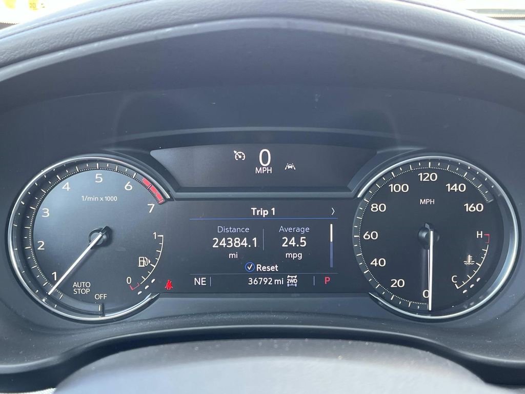 Used 2023 Cadillac XT4 Premium Luxury w/ Enhanced Visibility Package image 38