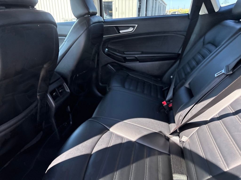 Used 2022 Ford Edge SEL AWD/4WD image 21