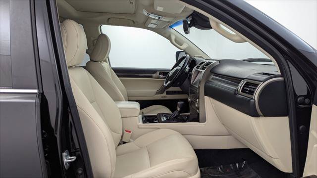 Used 2020 Lexus GX 460 Premium w/ Premium Package AWD/4WD image 21