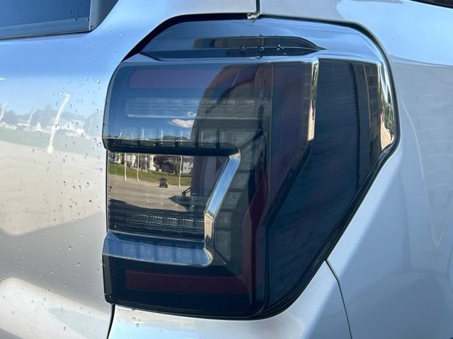 Used 2016 Toyota 4Runner SR5 RWD image 10