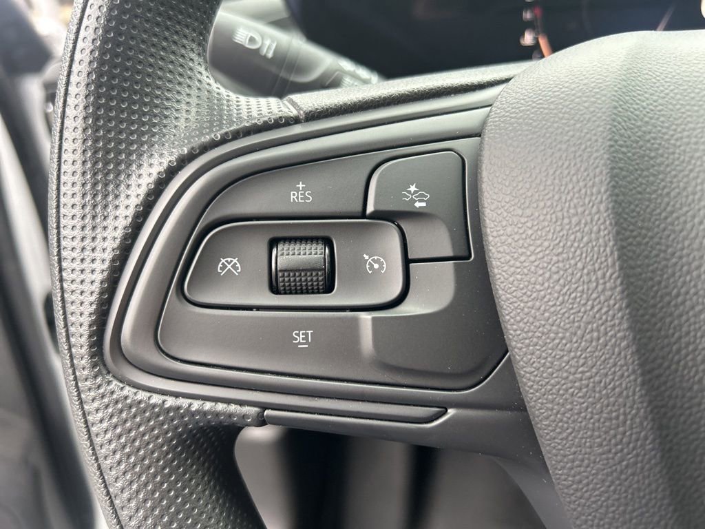 Certified 2025 Buick Envista Preferred image 22