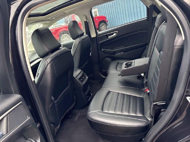 Used 2023 Ford Edge SEL w/ Convenience Package AWD/4WD image 22