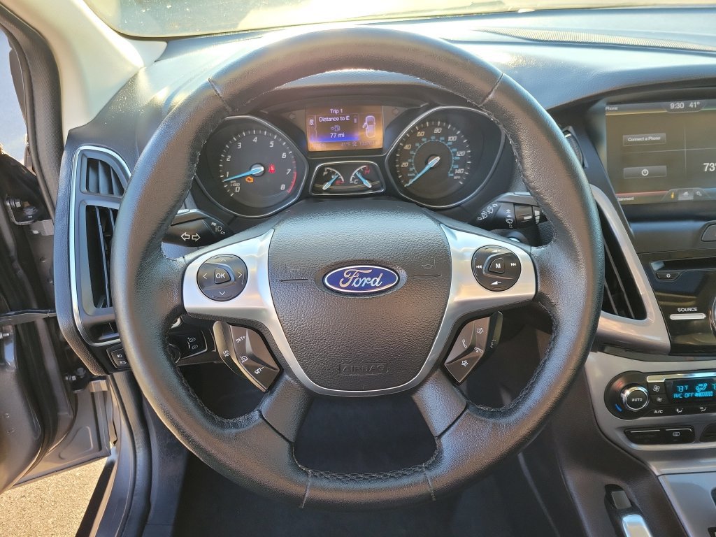 Used 2013 Ford Focus Titanium FWD image 20