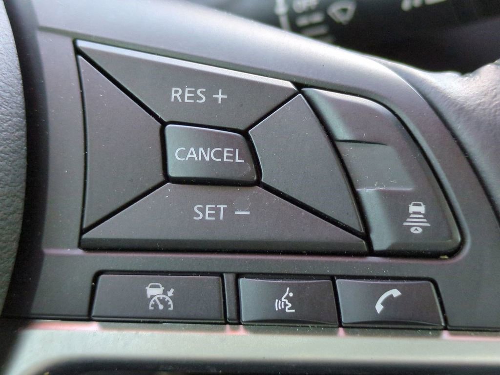 Certified 2022 Nissan Sentra SV image 23