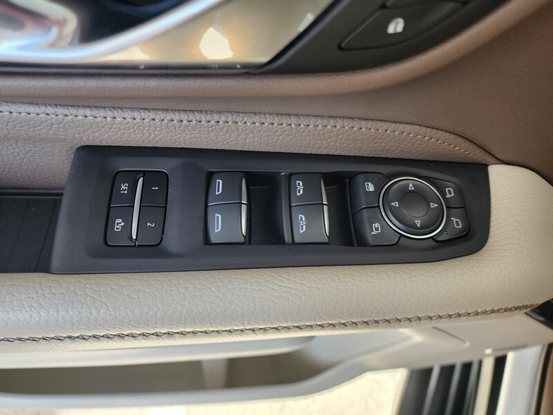 Used 2023 GMC Yukon Denali w/ LPO, Floor Liner Package RWD image 27