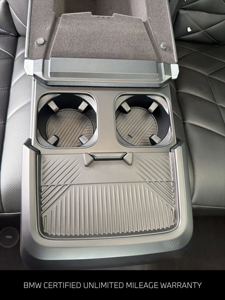 Certified 2024 BMW 760i xDrive w/ Executive Package image 22