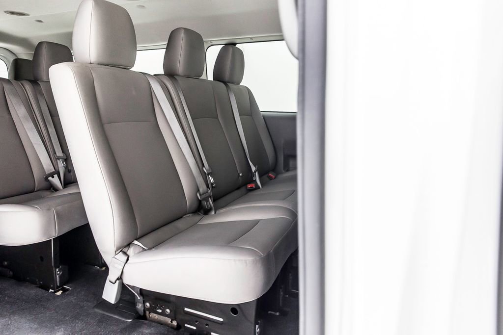 Used 2020 Nissan NV 3500 S RWD image 30