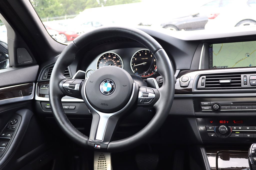 Used 2014 BMW 550i xDrive Sedan AWD/4WD image 14